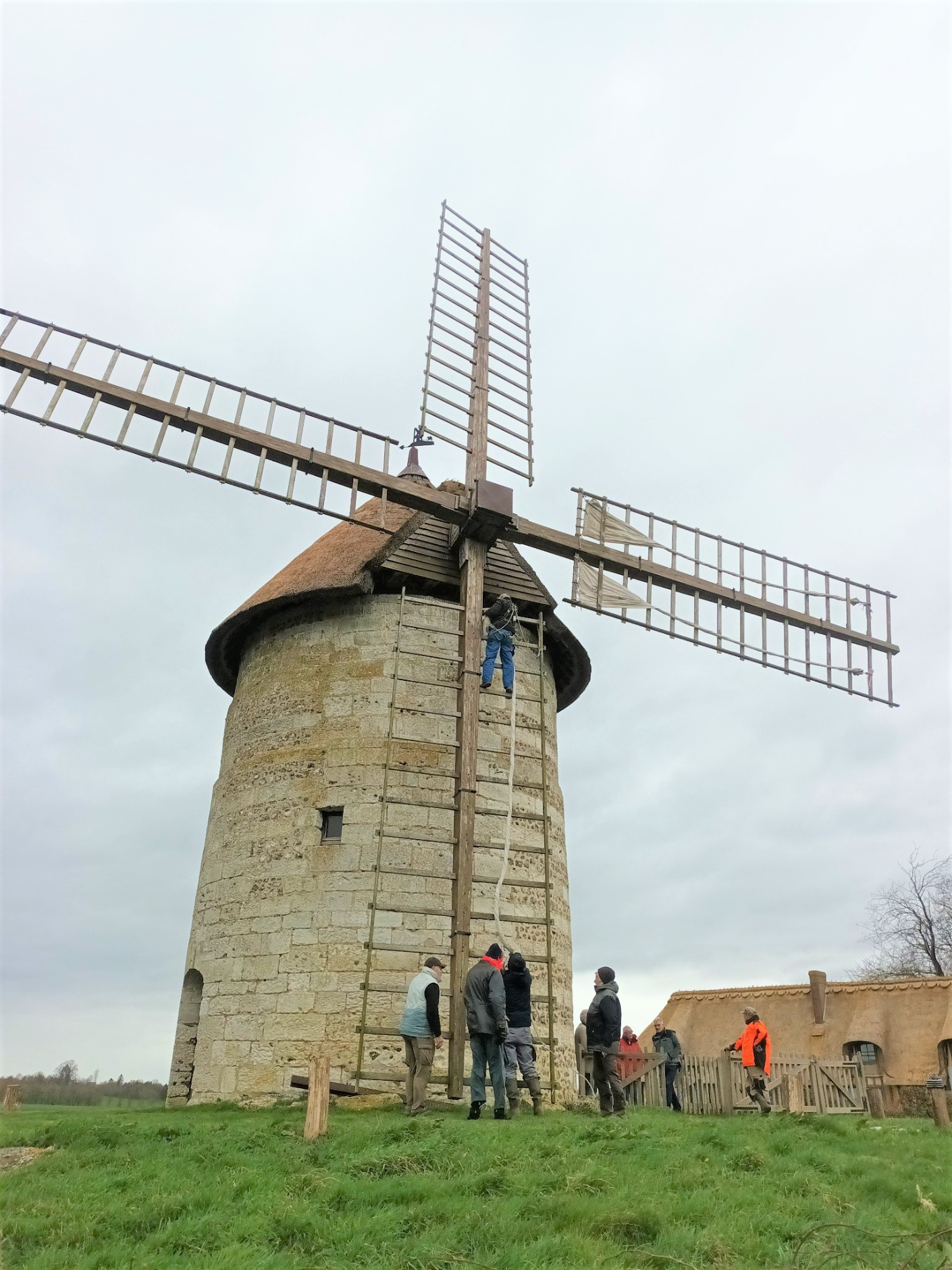 Moulin à vent de Hauville - Association Roumois terres vivantes en  Normandie HAUVILLE : Normandie Tourisme